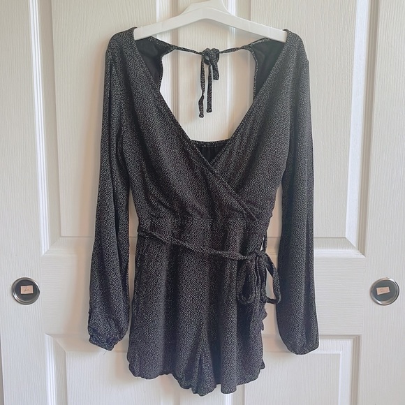 abercrombie and fitch romper - Picture 3 of 9